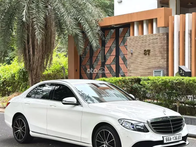 Mercedes-Benz C200 Exclusive 2020