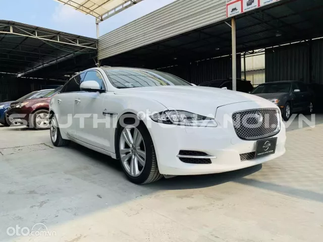 Jaguar XJ series 2010
