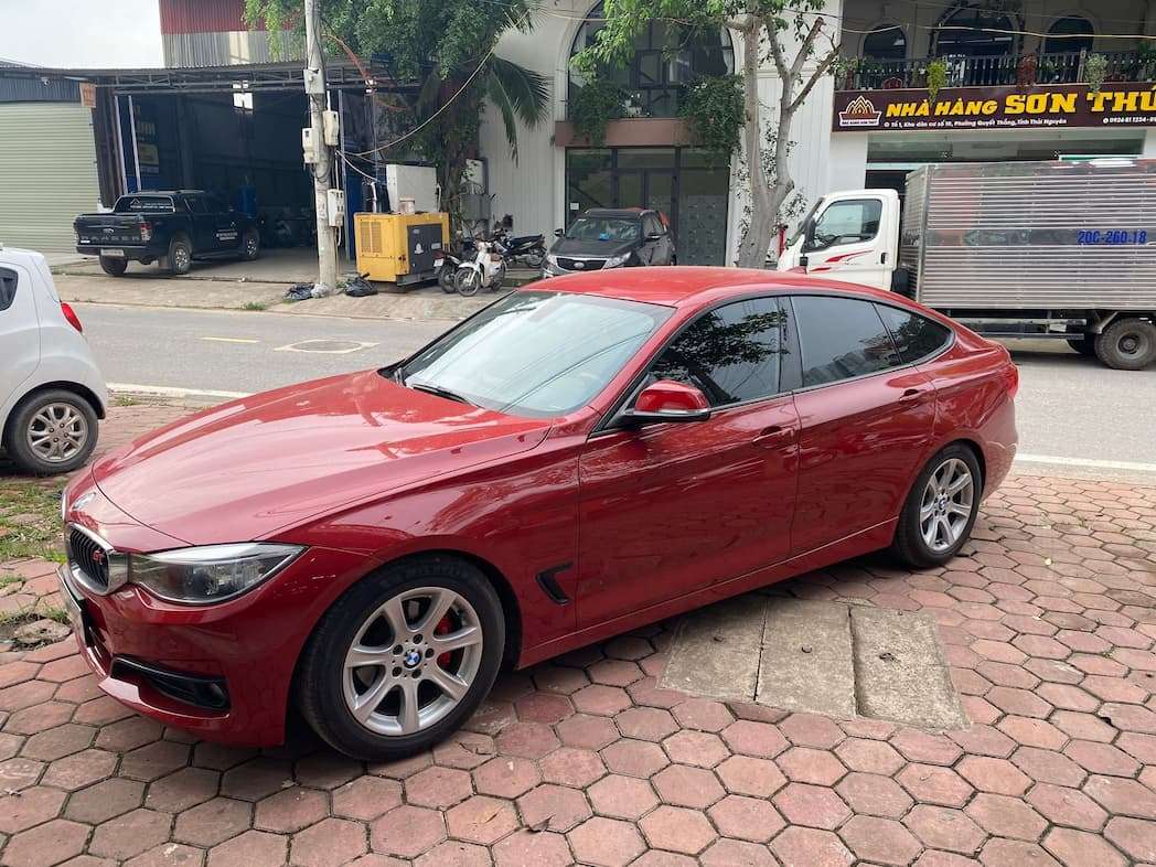 BMW 320i GT sx 2014 đi 11v km