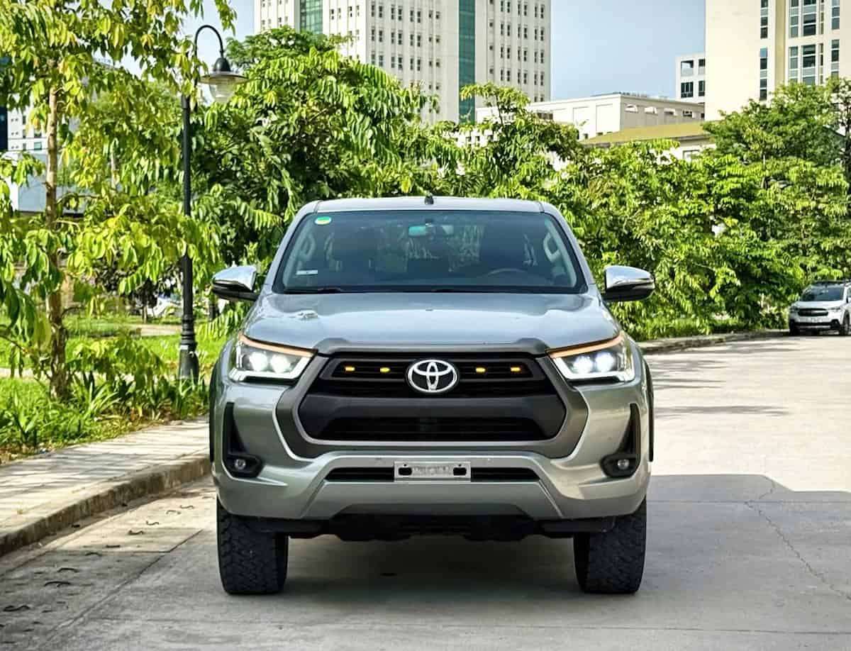 Bán xe Toyota Hilux 2.4L 2021