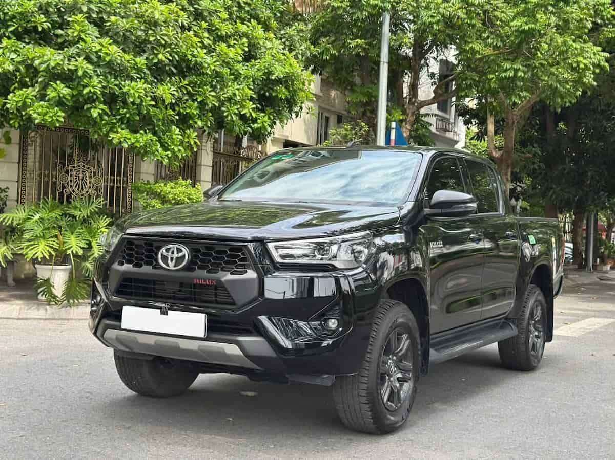 Toyoto Hilux E 4×2 AT sản xuất 2025