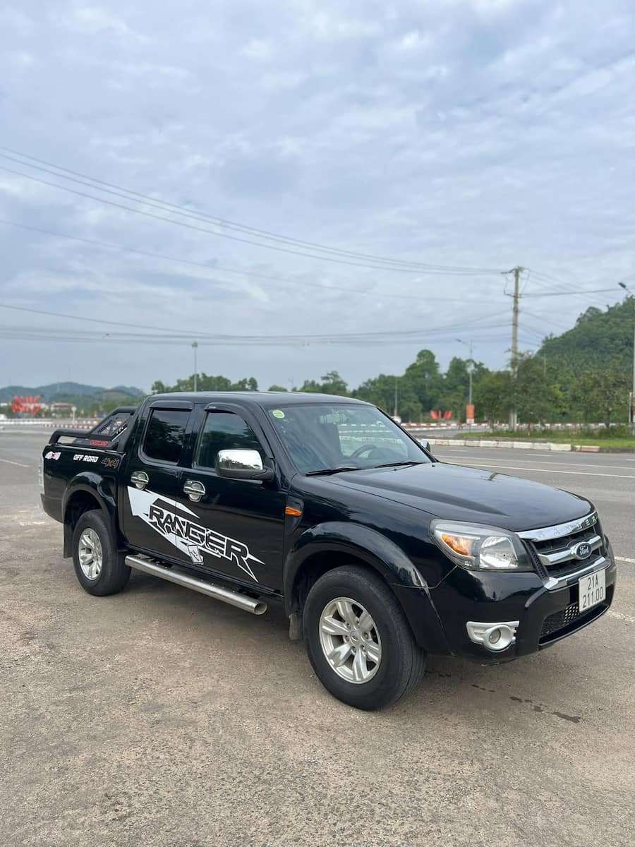 Bán ford ranger 2010 số sàn 2 cầu