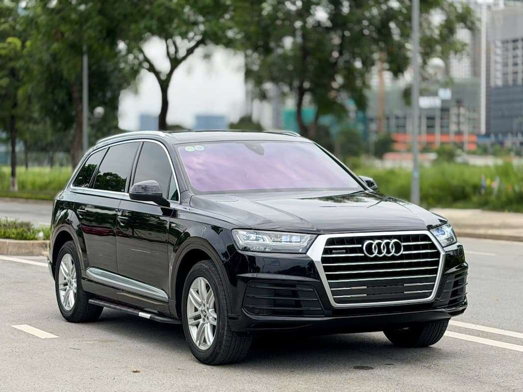 Audi Q7 2.0 AT 2017 – Nhập khẩu Slovakia