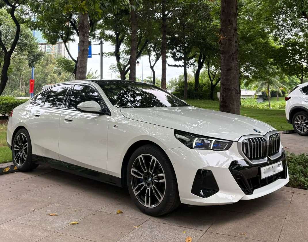 BMW 530i allnew sx2025