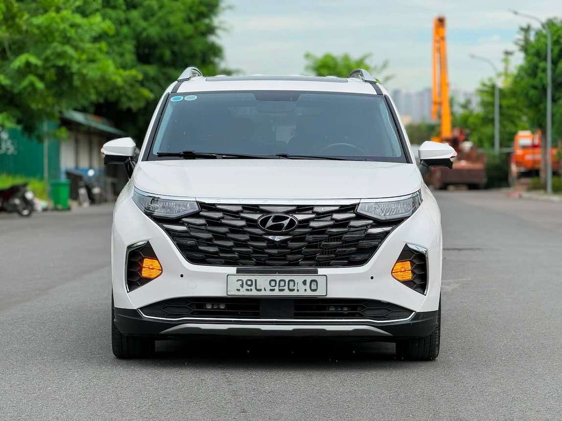 Custin 1.5T đặc biệt 2024