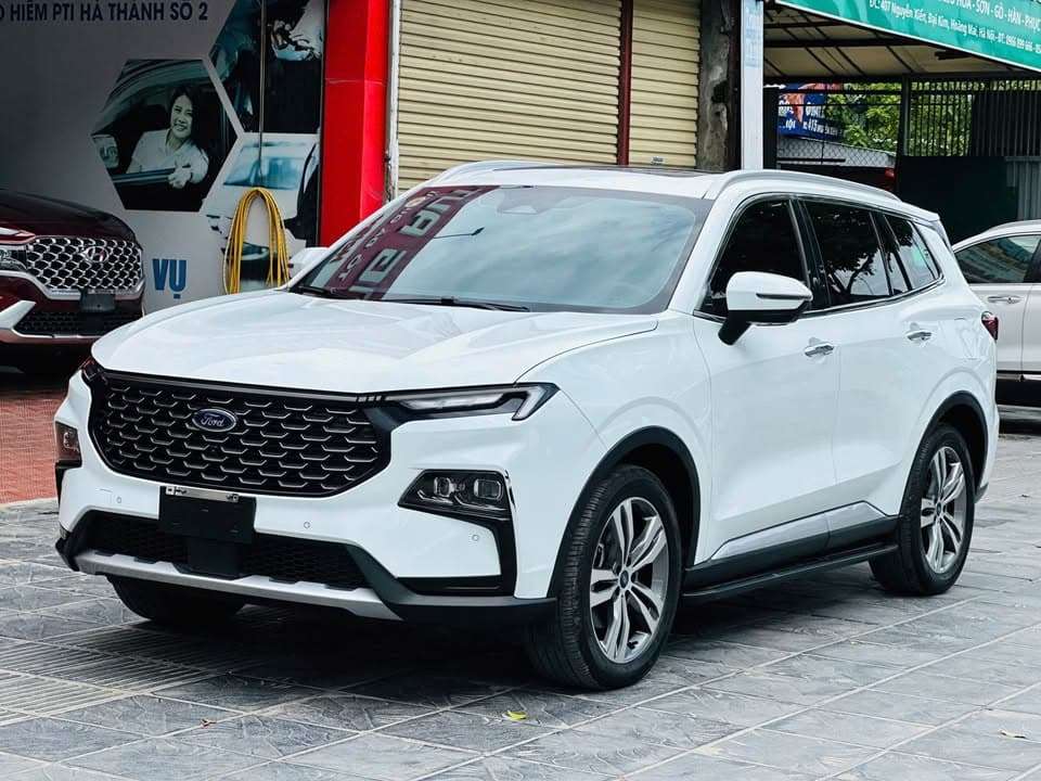 Ford Territory Titanium X 2023 chạy chuẩn 3v8km