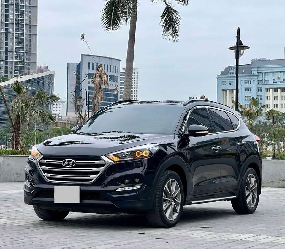 Hyundai Tucson 2.0ATH 2017 Nhập Khẩu