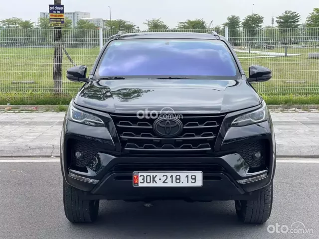 Toyota Fortuner 2.4G 4×2 AT 2021
