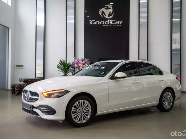 Mercedes-Benz C200 Avantgarde 2023
