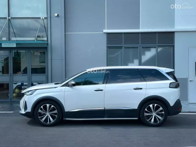 Peugeot 5008 GT 2022
