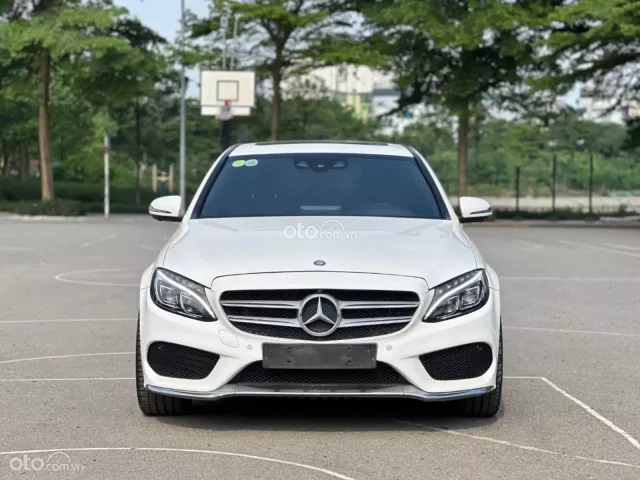 Mercedes-Benz C300 AMG 2016