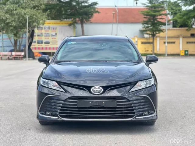 Toyota Camry 2.0G 2022