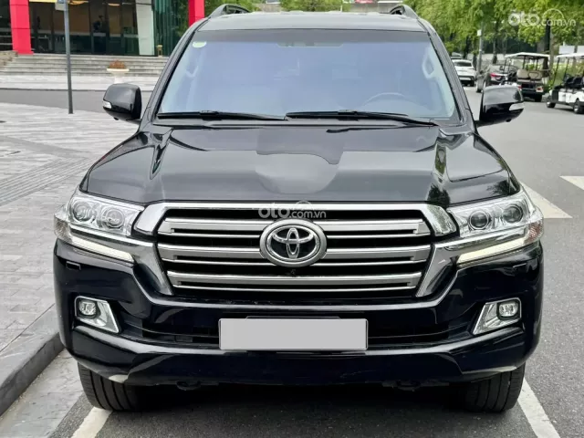 Toyota Land Cruiser VX 4.6 V8 2016