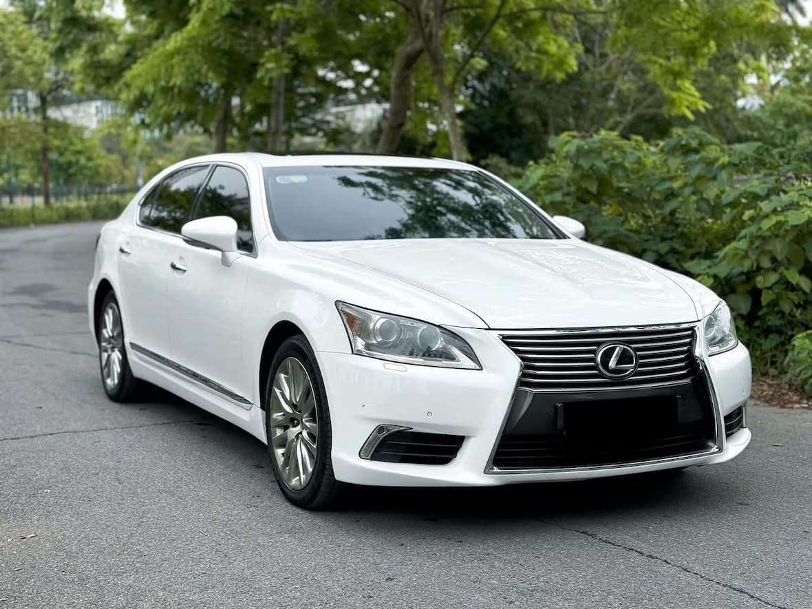 Lexus LS460L sx2016 xe một chủ 16vạn