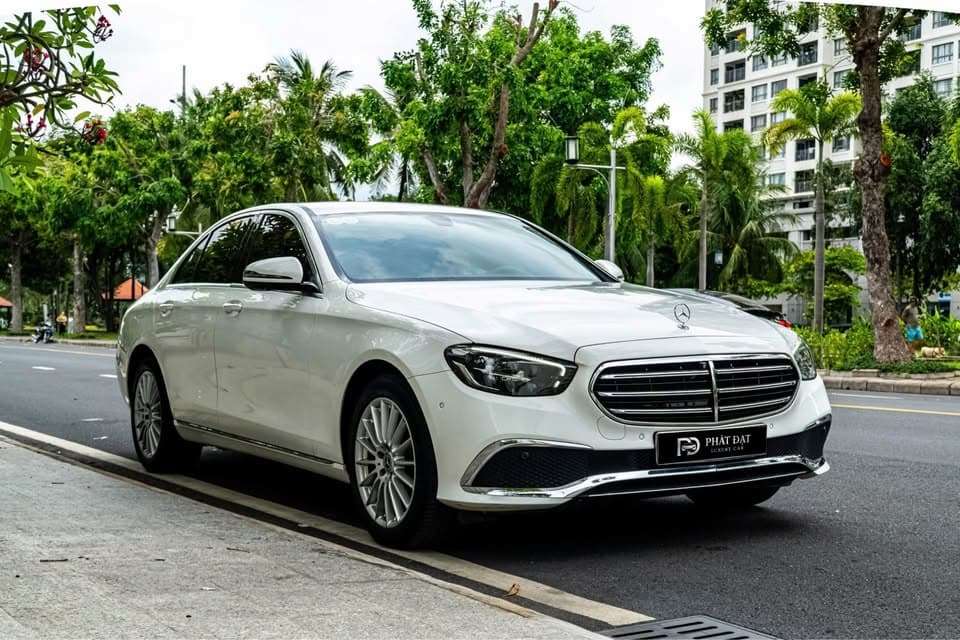 Mercedes_E200_Exclusive_V1 sản xuất 2023