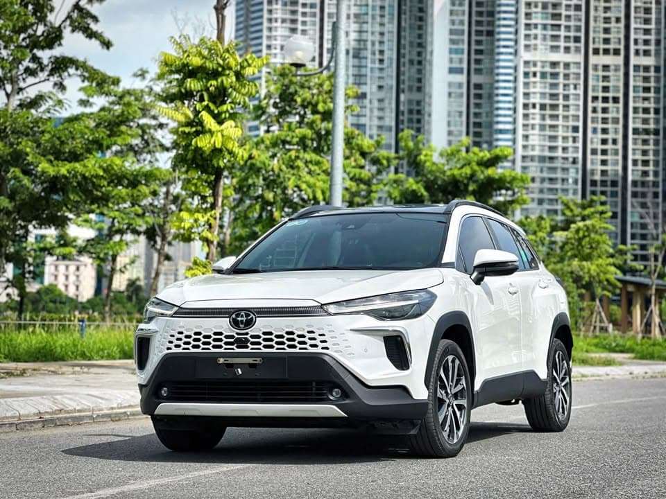 Toyota Cross 2024