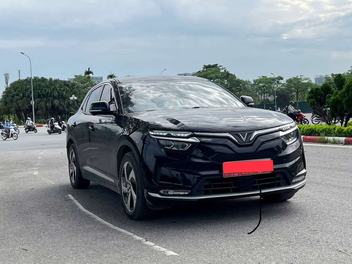 Vf8 eco 2 cầu Sx 2024 bản full có adas, hud, ghế phụ chỉnh điện