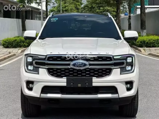 Ford Everest Platinum 2.0L 4×4 AT 2025