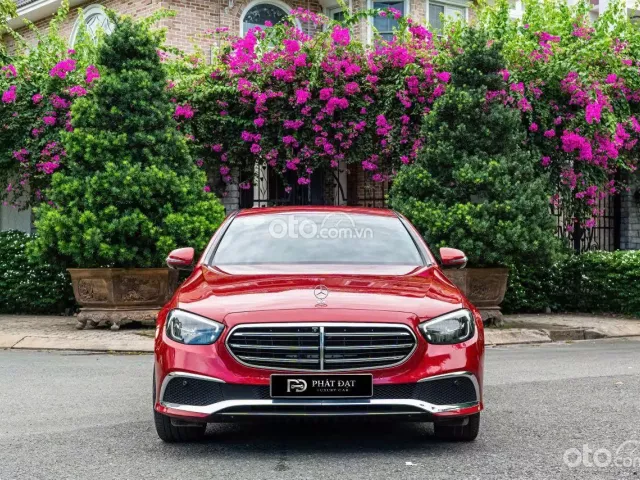Mercedes-Benz E200 Exclusive V1 2023