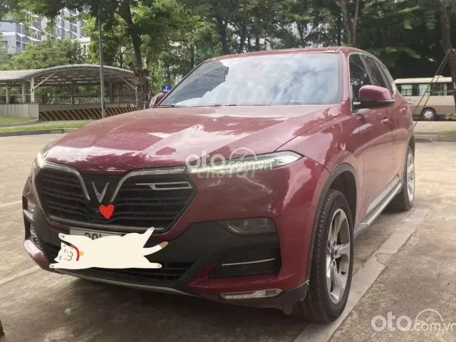 VinFast LUX SA2.0 Tiêu chuẩn 2020