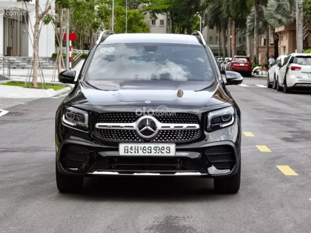 Mercedes-Benz GLB 200 2023