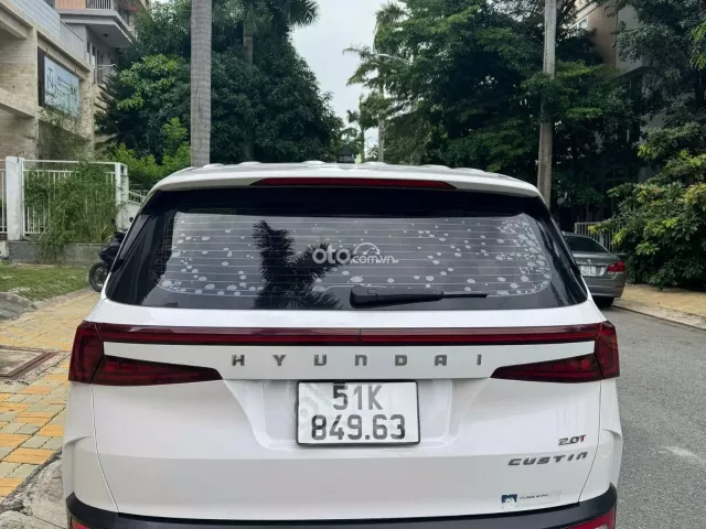 Hyundai Custin 2023