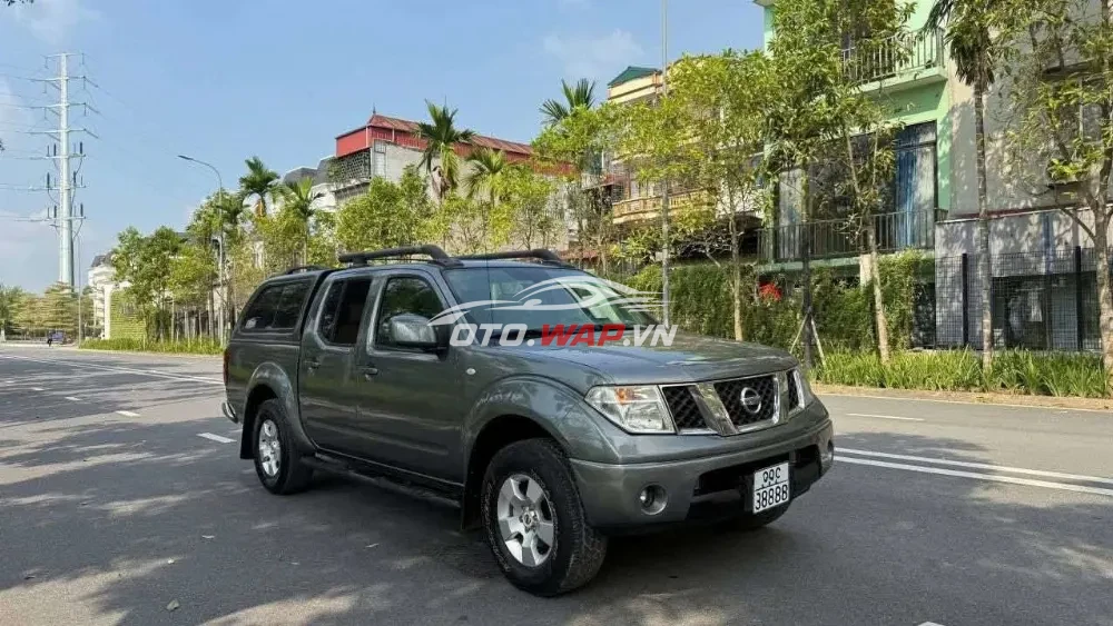 Nissan Navara Sản xuất 2012 Tự Động 2 Cầu