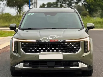Bán xe Kia Carnival Signature 2.2D 2024, màu xanh bộ đội