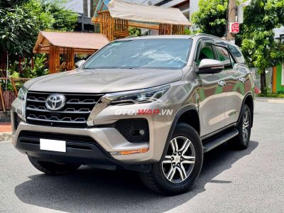 Toyota Fortuner 2.4G 4×2 AT 2020