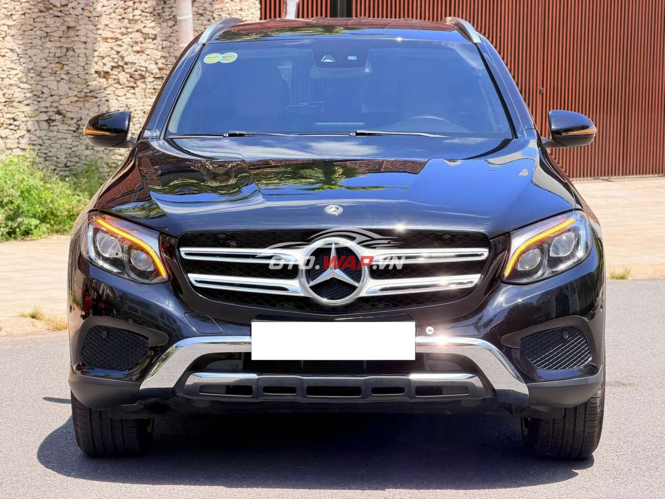 Bán Xe Mercedes Benz GLC 250 4Matic 2018