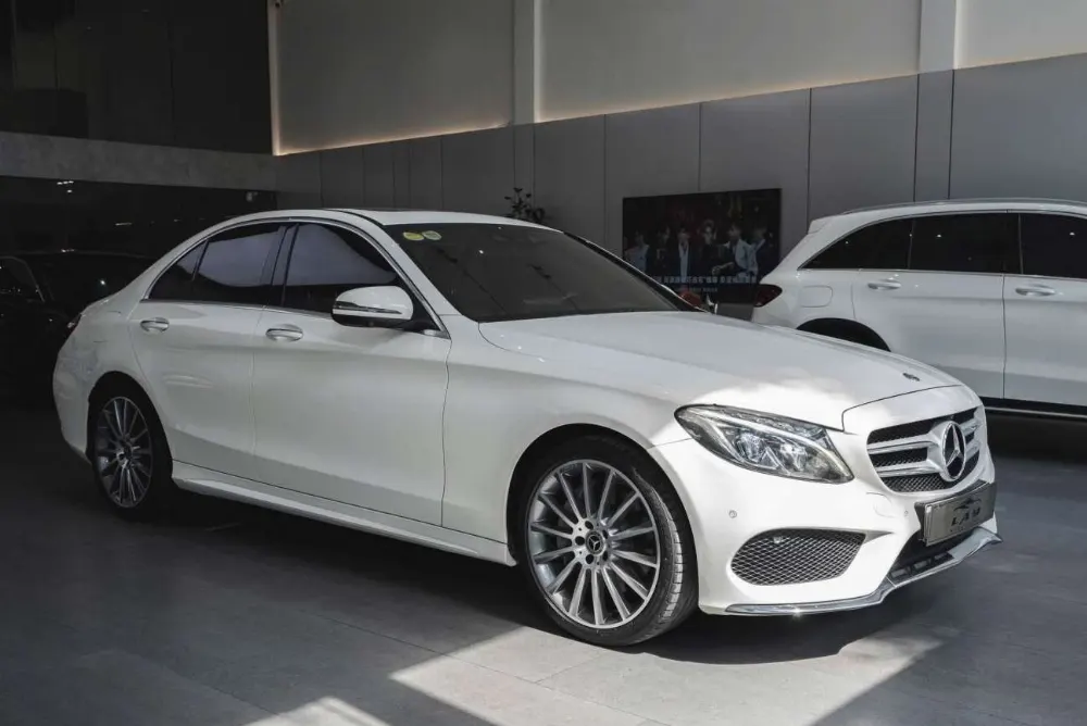 Mercedes C300 AMG 2018 Full Options