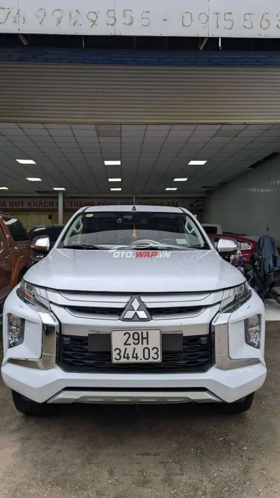 Mitsubishi Triton 4×4 AT 2020 Bản Full Kịch