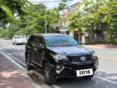 Toyota fortuner 2018 máy xăng