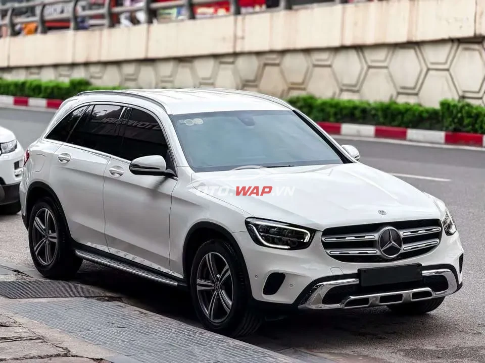 Mercedes GLC200 – 2020
