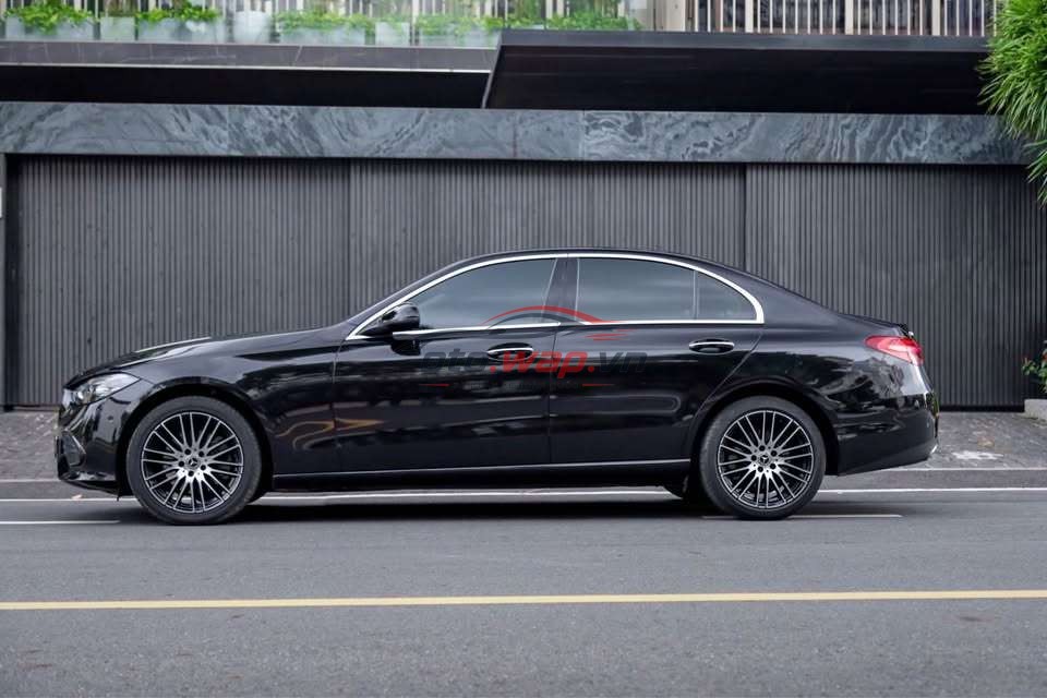Mercedes C200 Avantgarde Plus V1 sản xuất 2022