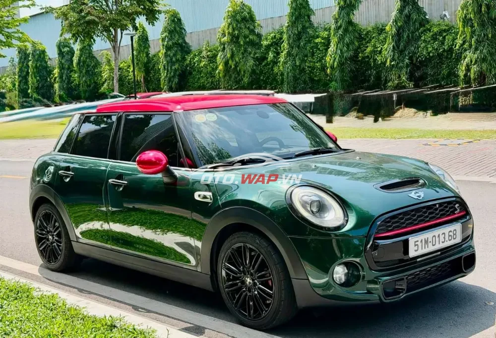 Mini Cooper S 5 cửa model 2017 màu xanh