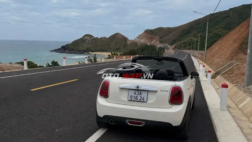 Minicoper Convertible 2016 đi 8v7