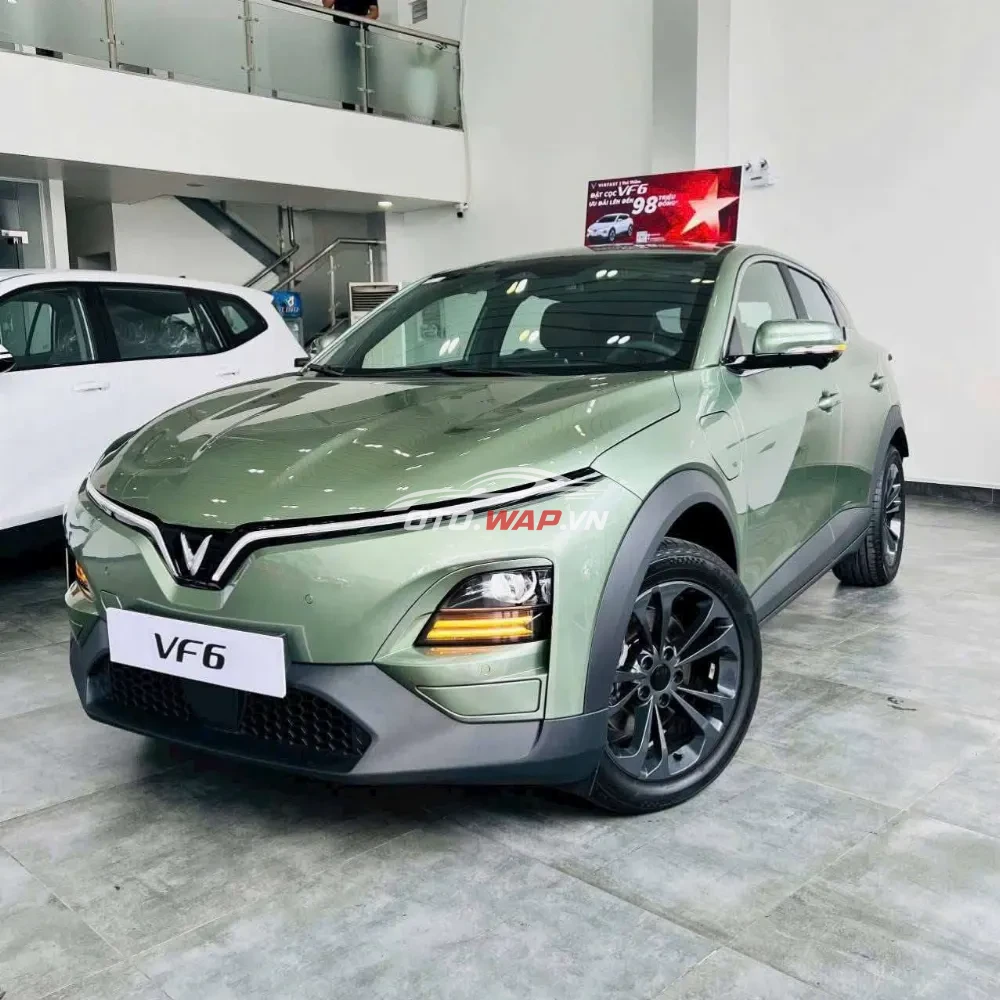 VF6 plus new giá cực tốt